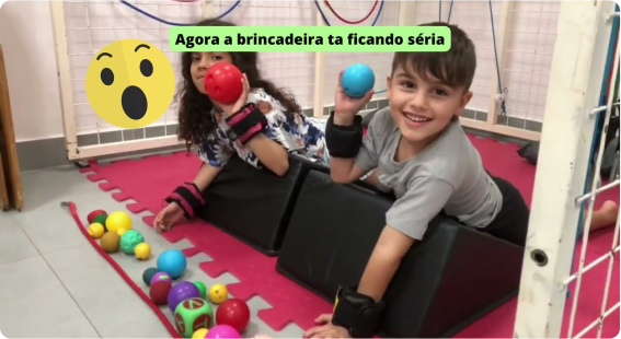 Criança Brincando Criança Brincando